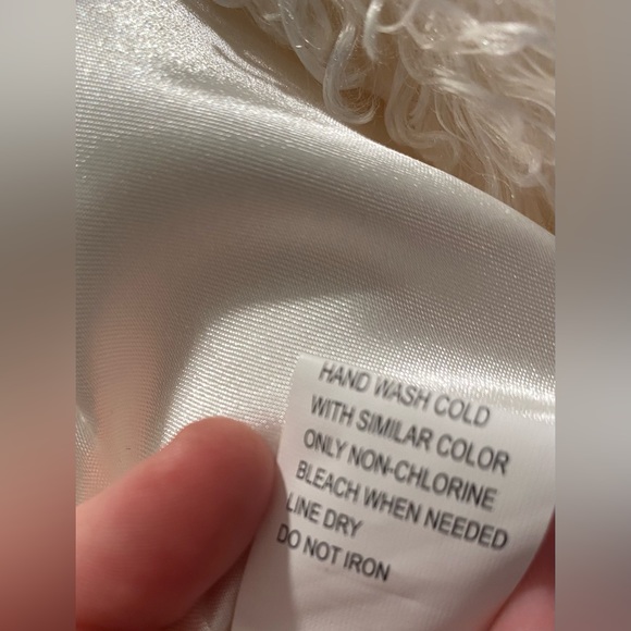 Cali Style U.S.A. Boho Cream Ivory White Fuzzy Faux Shearling Fur Vest - Size M - Picture 8 of 8